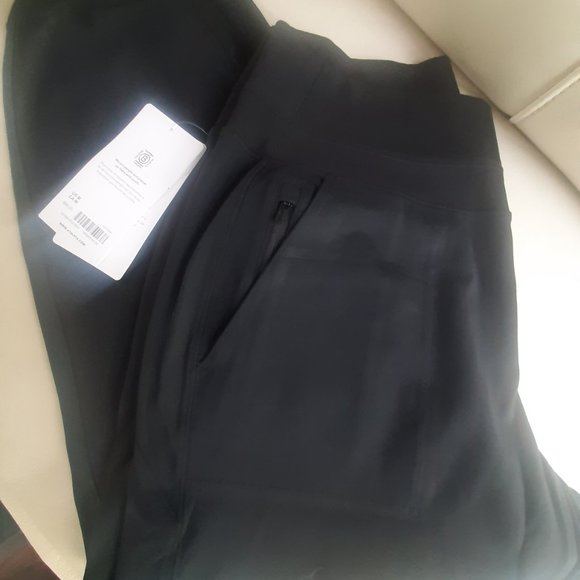 Athleta Venice Jogger - Picture 2 of 11